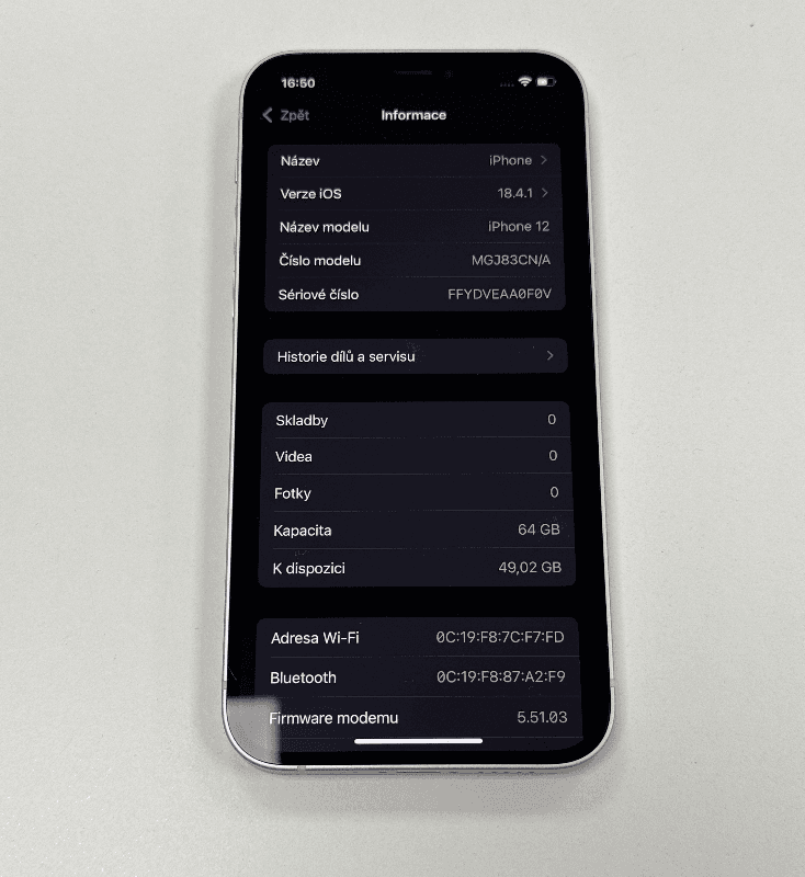 iPhone iPhone 12 64GB Bílá