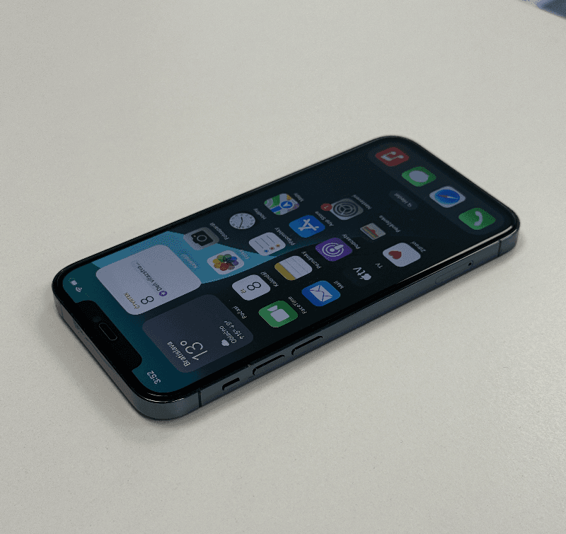 iPhone iPhone 12 Pro 128GB Pacifická modrá