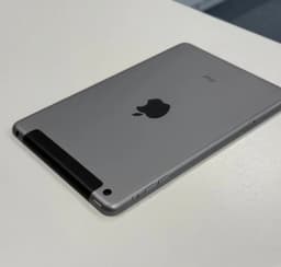 iPad Mini 3 64GB Vesmírně šedá