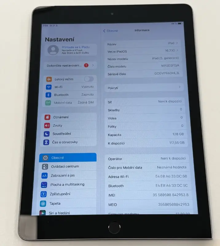 iPad iPad 5 128GB Vesmírně šedá