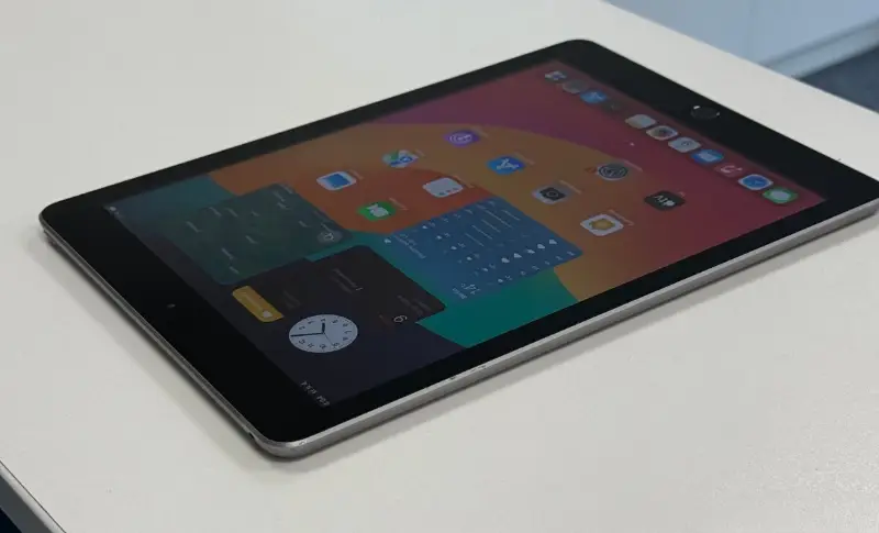 iPad 6 128GB Vesmírně šedá