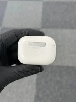 AirPods Pro (1. generace) 16GB Bílá