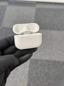 AirPods Pro (1. generace) 16GB Bílá