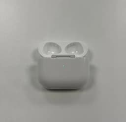 AirPods (3. generace s MagSafe) 16GB Bílá