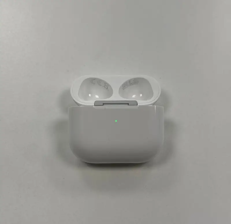 airPods AirPods (3. generace s MagSafe) 16GB Bílá