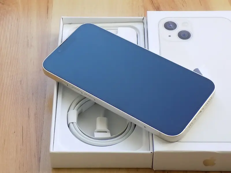 iPhone iPhone 13 512GB Bílá