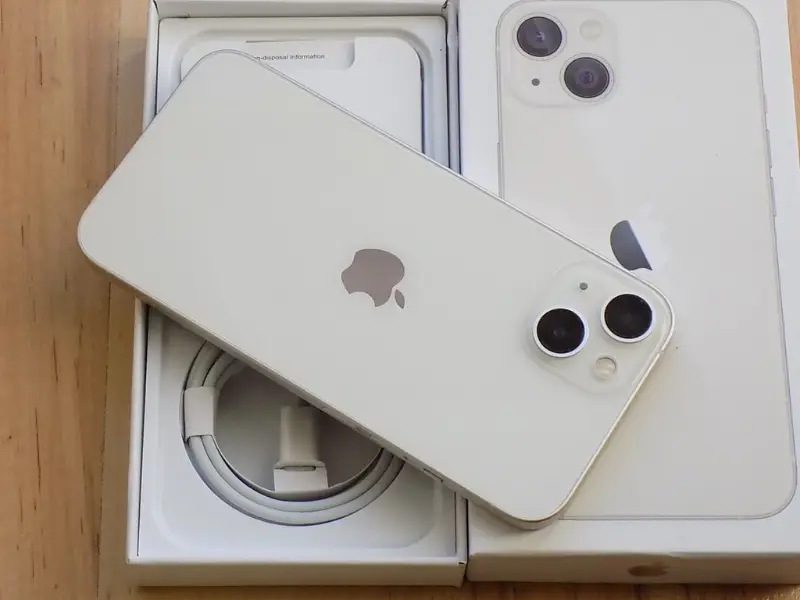 iPhone iPhone 13 512GB Bílá