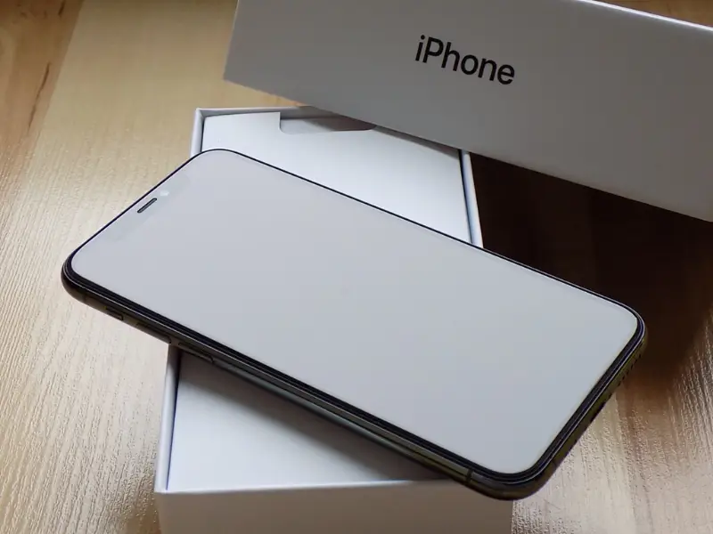iPhone 11 Pro 64GB Půlnoční zelená