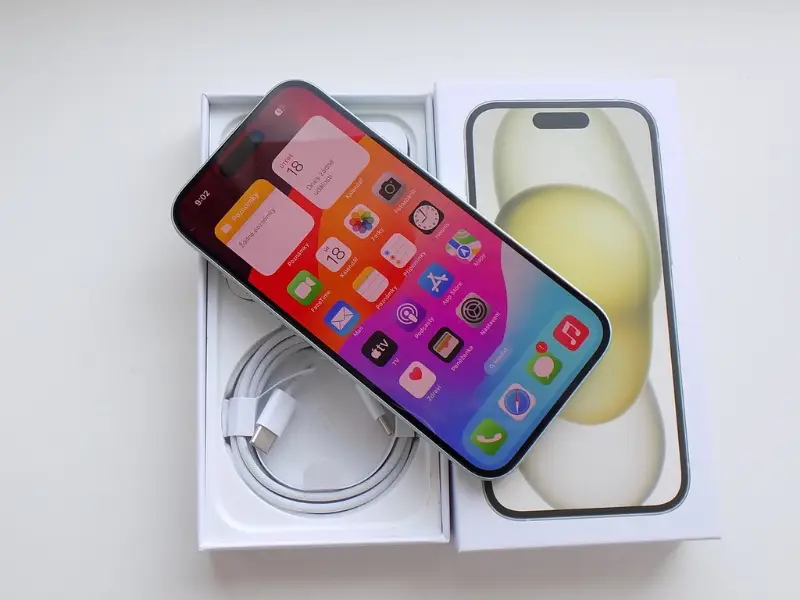 iPhone 15 128GB Zelená