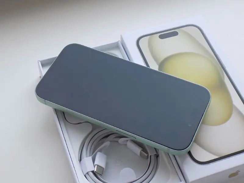 iPhone 15 128GB Zelená