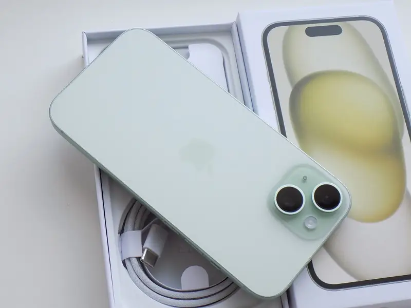 iPhone 15 128GB Zelená