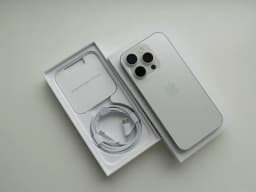 iPhone 15 Pro Max 512GB Bílá