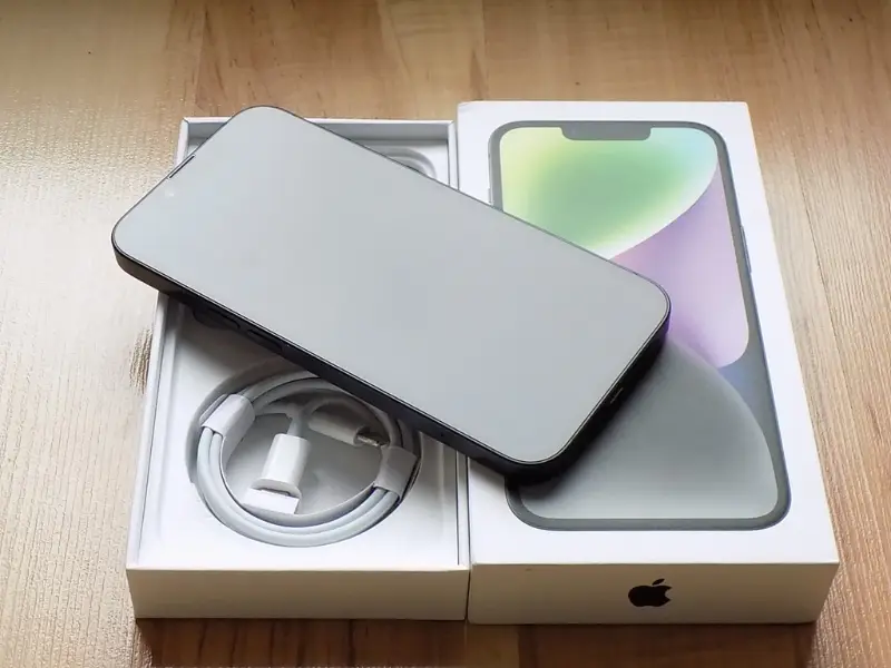 iPhone 14 128GB Černá