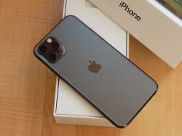 iPhone 11 Pro 64GB Vesmírně šedá