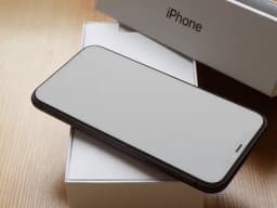 iPhone 11 128GB Černá