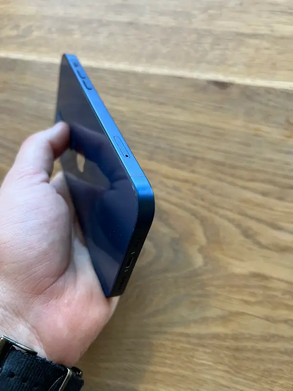 iPhone iPhone 12 128GB Modrá