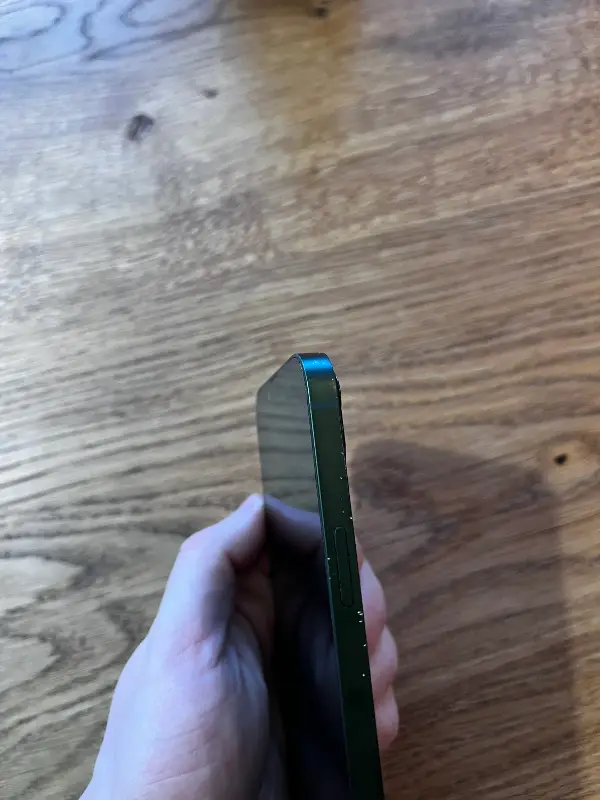 iPhone iPhone 13 64GB Zelená