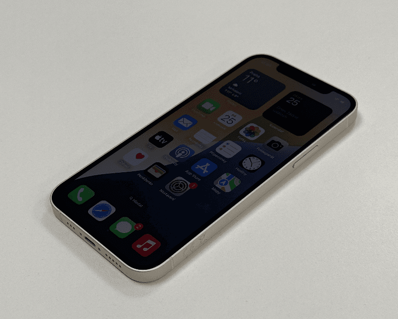 iPhone 12 64GB Bílá