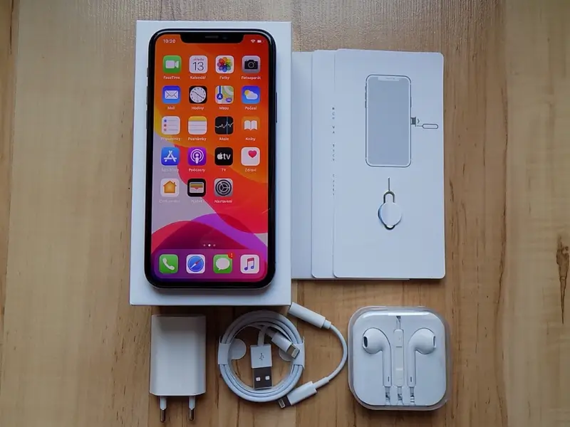 iPhone 11 Pro 64GB Půlnoční zelená