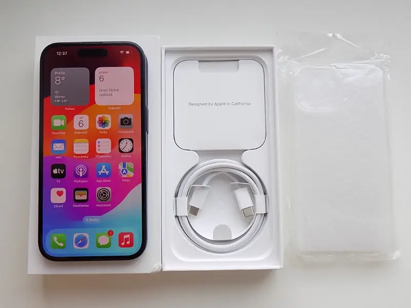 iPhone 15 128GB Černá