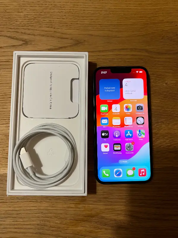 iPhone 13 128GB Černá