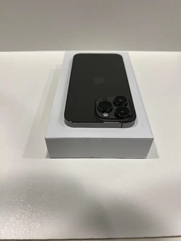 iPhone 13 Pro 128GB Grafitová